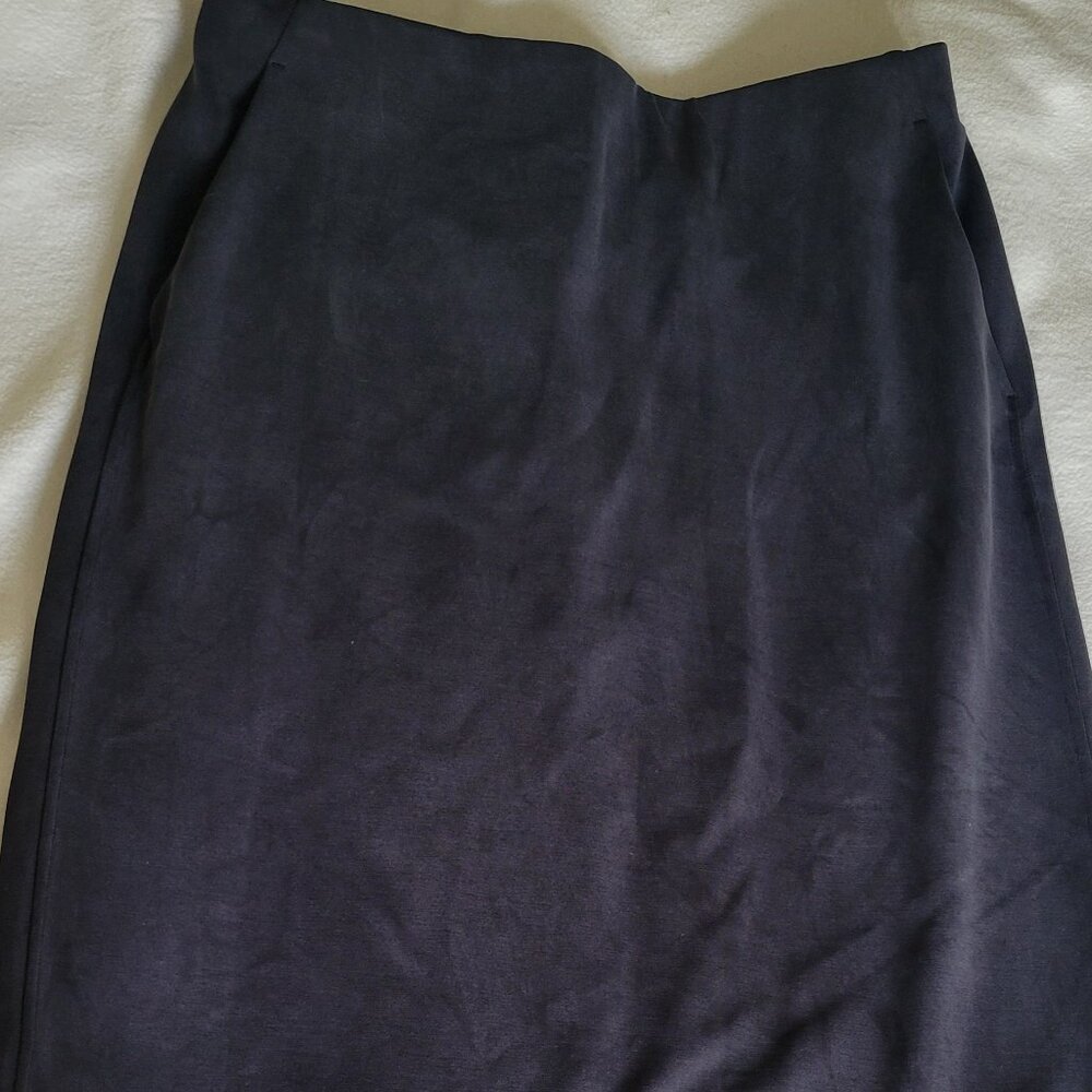 Lululemon Softstreme High-Rise Midi Skirt size 12